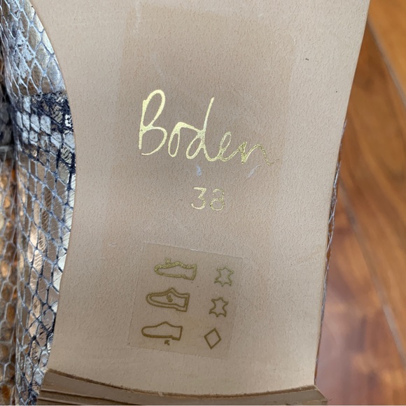 Boden Olive Ballerinas Flats – Pale Gold Snake size 7.5 - Picture 4 of 9